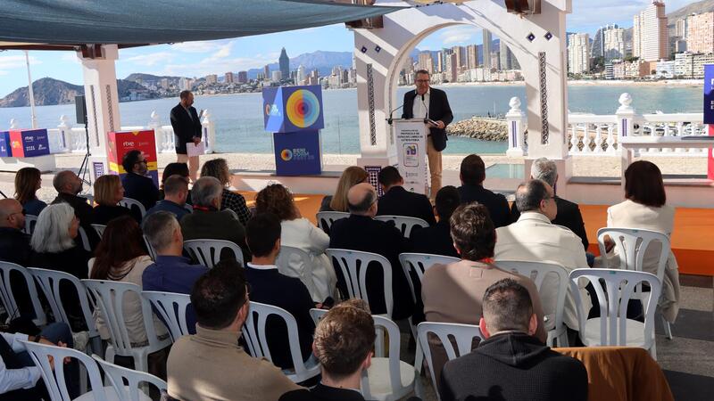 Benidorm és el primer municipi de la Comunitat a obtindre el nou distintiu com a Espai Lliure de LGTBIQ+fòbia