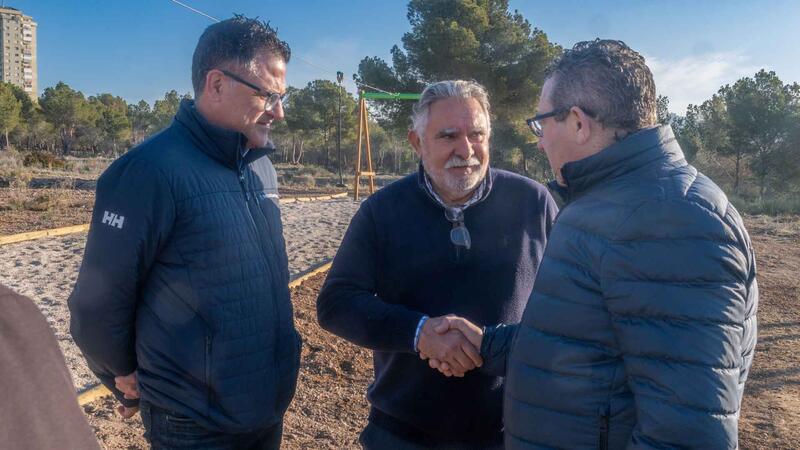 Benidorm completes the installation of two new ziplines in Moralet and will include another calisthenics area