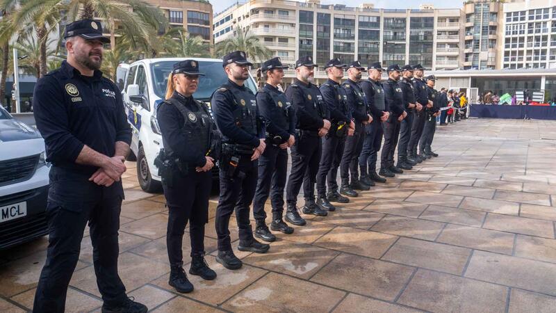 La Policia Local de Benidorm complix 181 anys