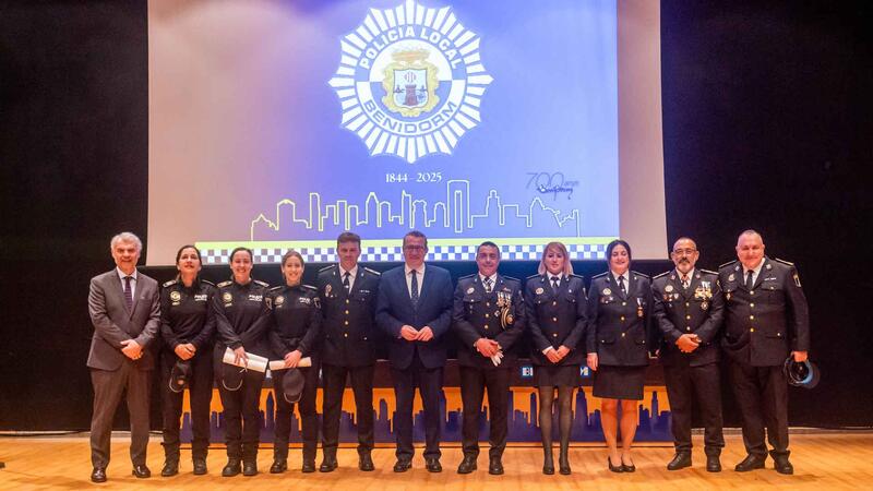 La Policia Local de Benidorm complix 181 anys
