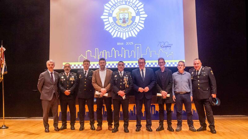 La Policia Local de Benidorm complix 181 anys