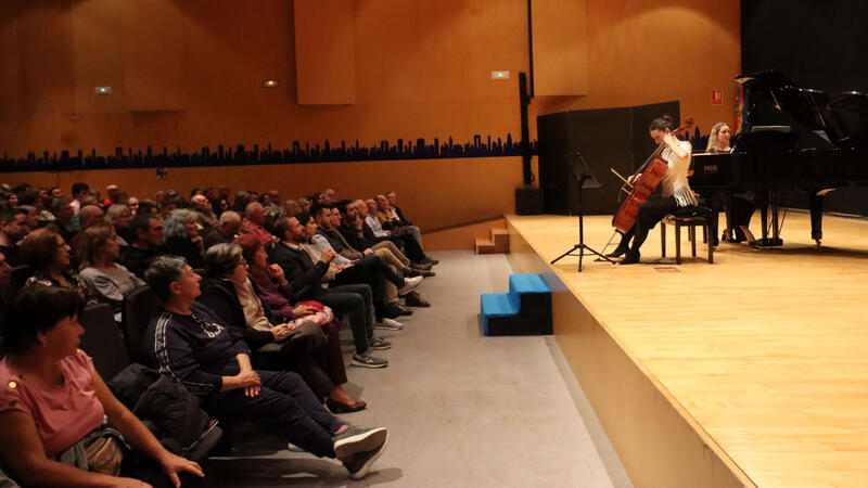  Maresía duo enchants the public with Chopin pieces at Benidorm Great Recitals