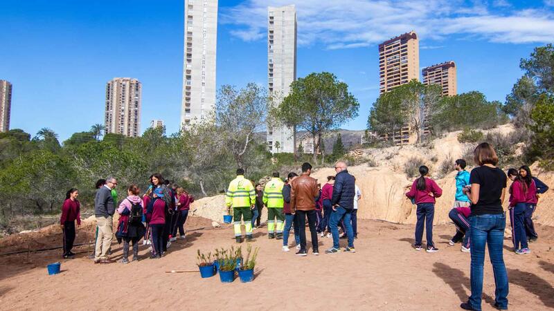Un centenar d