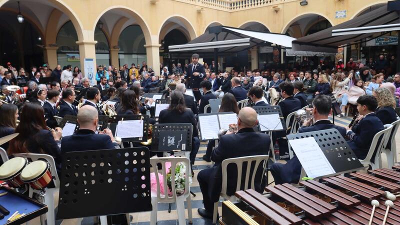 El concert de la Unió Musical i la Missa major tanquen amb brillantor els actes del 16 de Març a Benidorm