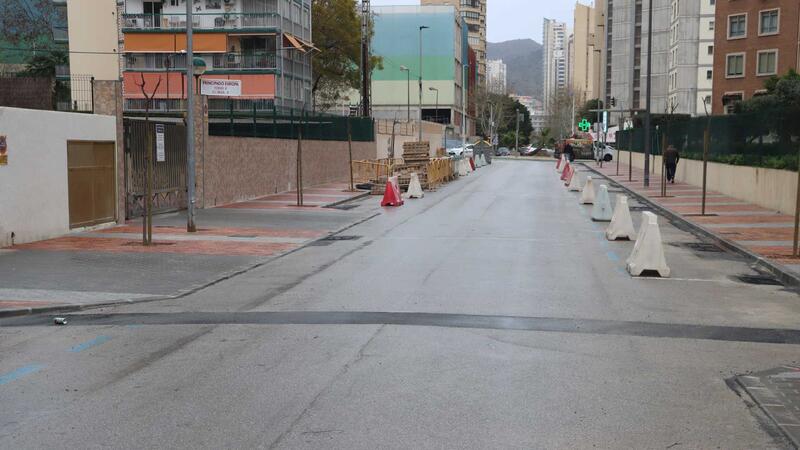 Benidorm reopens Ibiza Street after completing renovation to its water infrastructure while painting is completed