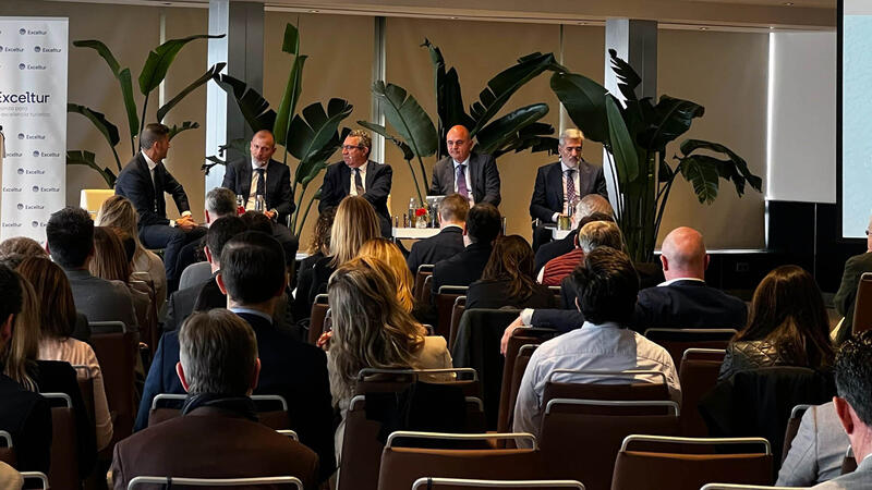 Benidorm, referente en gestión de la movilidad sostenible en una jornada sobre el futuro de los destinos turísticos