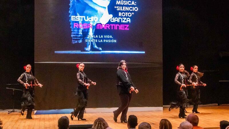 La poesía se despide de Benidorm con la clausura de su VI Festival Internacional