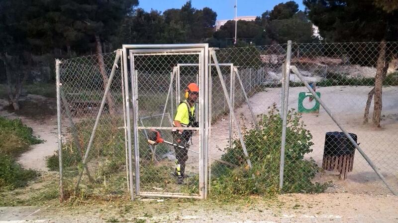 Benidorm strengthens its street cleaning and waste collection operations with 48 additional workers ahead of Easter