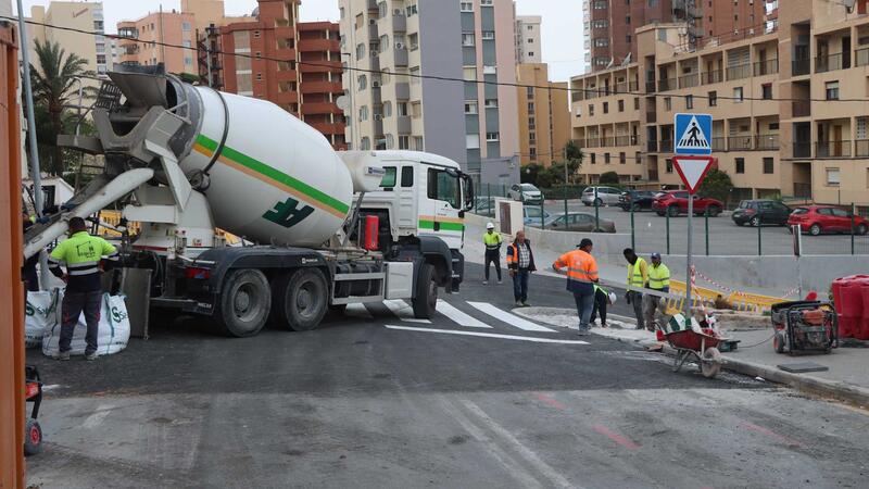 Benidorm finaliza las obras de renovación de infraestructuras hidráulicas y mejora de la escena urbana en Montecarlo y Armada Española 