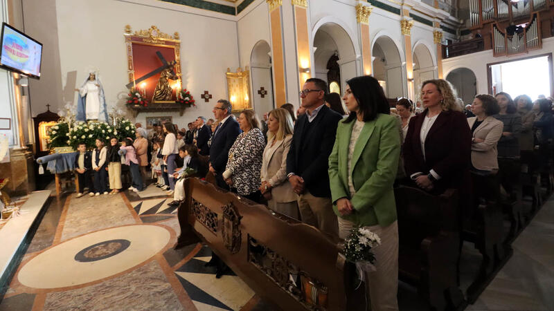 ‘L’Ambaixà’ i la Trobada entre la Verge i el Ressuscitat protagonitzen el Diumenge de Pasqua a Benidorm