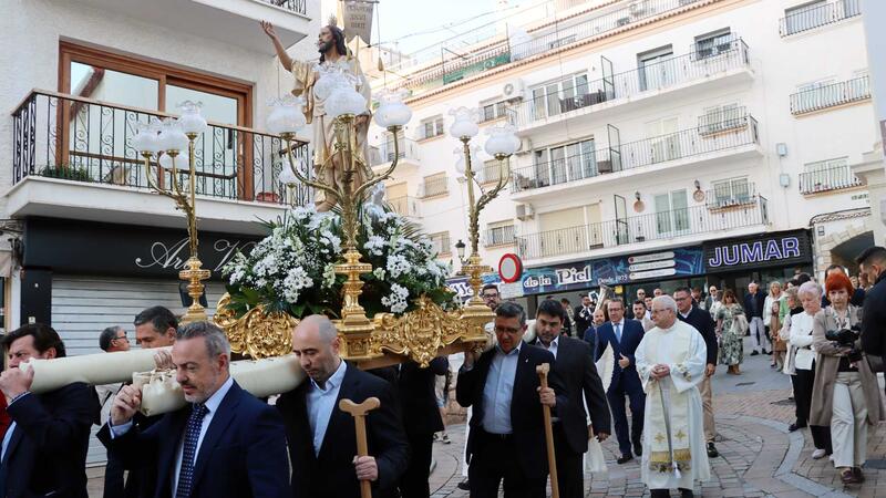 ‘L’Ambaixà’ i la Trobada entre la Verge i el Ressuscitat protagonitzen el Diumenge de Pasqua a Benidorm