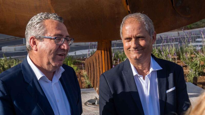 Les “Tonyines” de Toni Marí lluïxen en el Passeig de Ponent de Benidorm