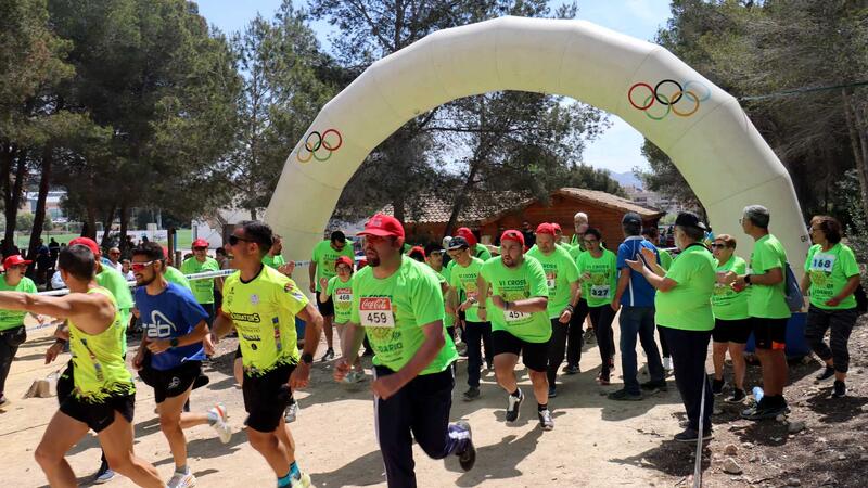 Around 500 people support Doble Amor in the sixth edition of its Solidarity Cross