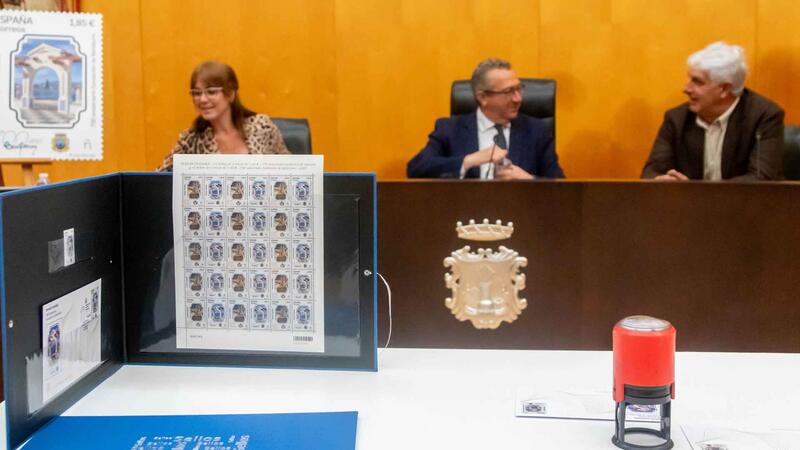 Correos posa en circulació un segell dedicat als 700 anys d