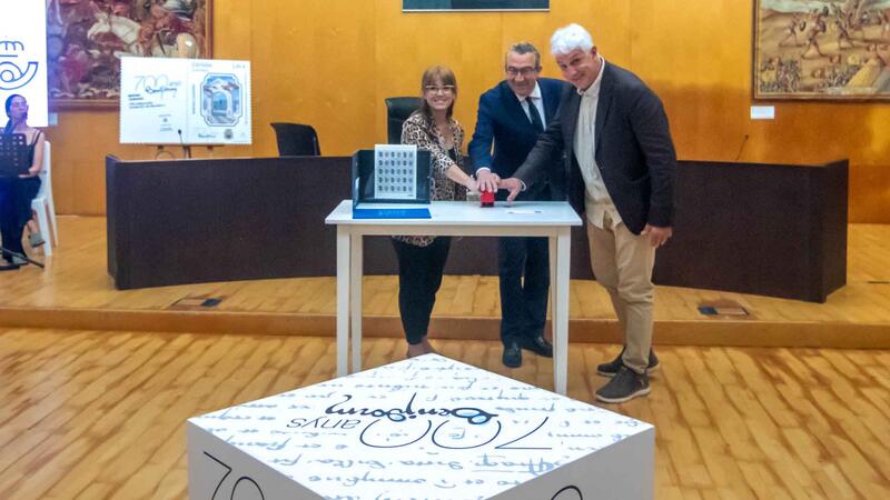 Correos posa en circulació un segell dedicat als 700 anys d