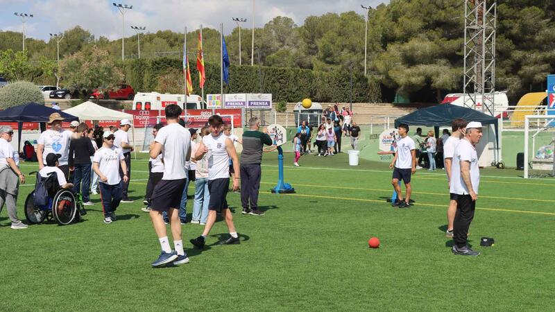La ciutat esportiva Guillermo Amor acull els 25é Jocs Esportius Adaptats que culminen amb el lliurament de medalles i el menjar de germanor