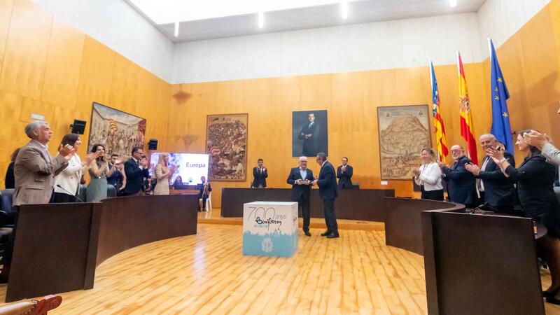 Benidorm defends the values ​​of peace and solidarity as fundamental pillars on Europe Day