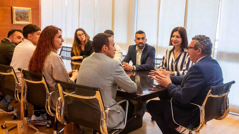 Benidorm apoya las iniciativas de los jóvenes empresarios de Jovempa