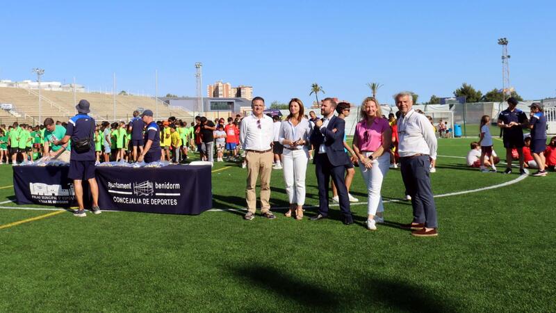 Around 600 students collect medals for their participation in the 43rd Benidorm School Sports Games