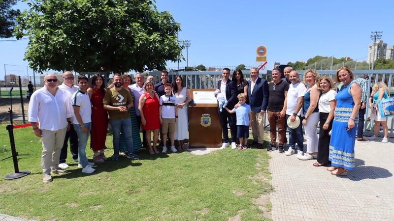 Benidorm rinde un emotivo homenaje a Nerea Pérez Machado y los hermanos Martínez Munuera dando su nombre a tres campos de fútbol