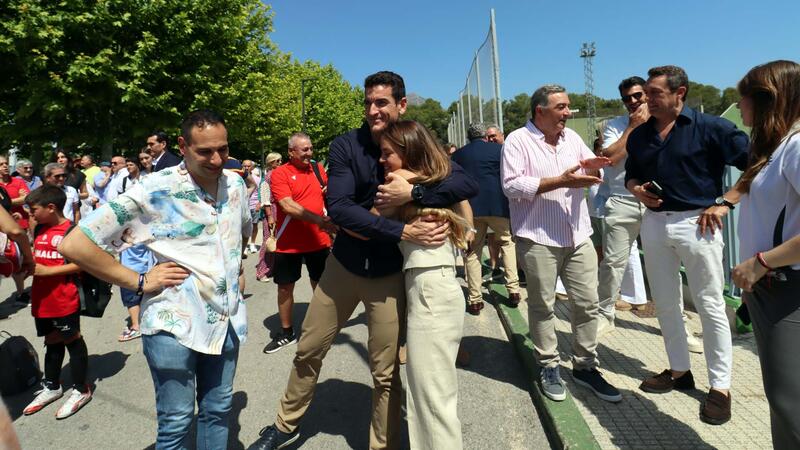 Benidorm rinde un emotivo homenaje a Nerea Pérez Machado y los hermanos Martínez Munuera dando su nombre a tres campos de fútbol