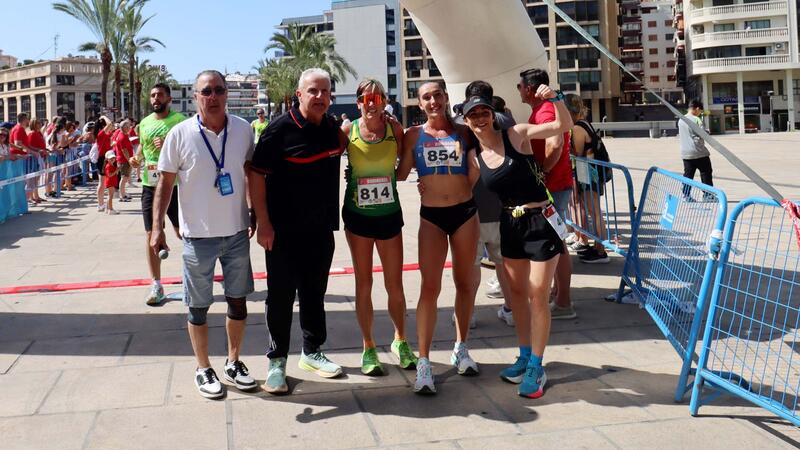 Prop de 1.200 persones donen suport a la primera carrera popular solidària per l