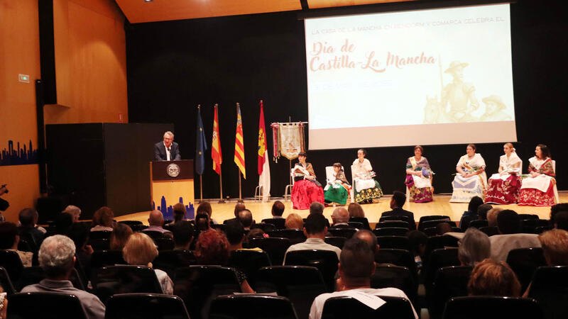 Els ‘benimanxegs’ de Benidorm i comarca celebren a la ciutat el Dia de Castella-la Manxa