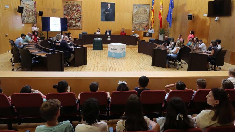 Benidorm presents the awards for the 1st School Garden Competition to promote environmental education