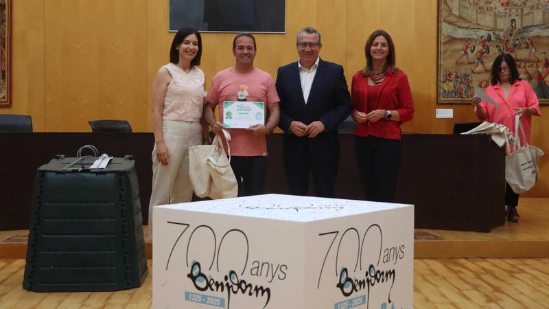 Benidorm presents the awards for the 1st School Garden Competition to promote environmental education