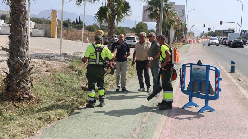 Benidorm is carrying out ditch cleaning work on all rural roads in L