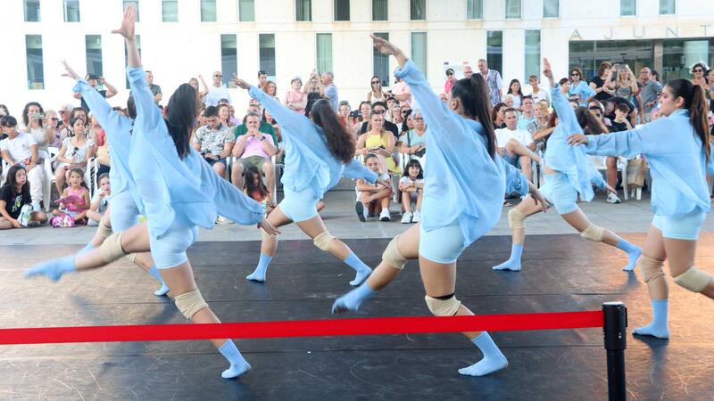 The fifth edition of Les Ones dance festival kicks off with a showcase from local schools