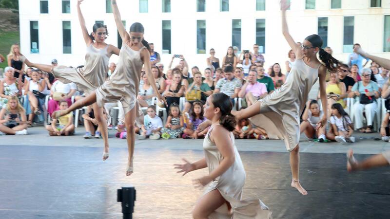 The fifth edition of Les Ones dance festival kicks off with a showcase from local schools