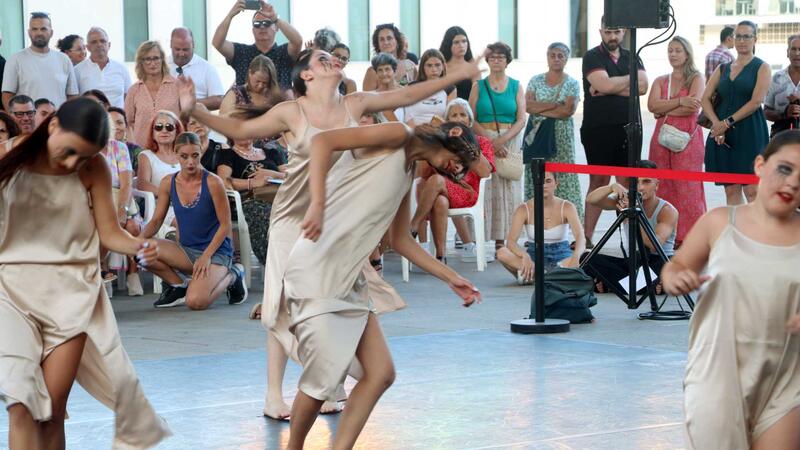 The fifth edition of Les Ones dance festival kicks off with a showcase from local schools