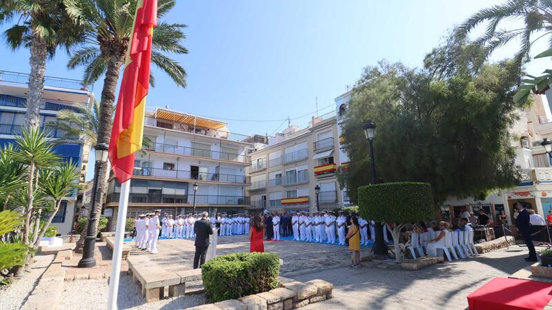 Benidorm rinde homenaje a los Caídos en la Mar y al Arma Submarina en el aniversario de la batalla de Santiago de Cuba