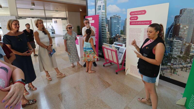 Benidorm hosts the exhibition ‘Memòries que ixen de l’armari’ to highlight the history of the struggle and culture of the Valencian LGBTI community