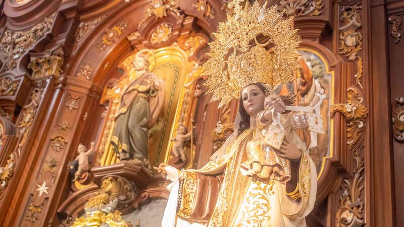 Benidorm kicks off Virgen del Carmen festivities with a moving proclamation at El Castell square