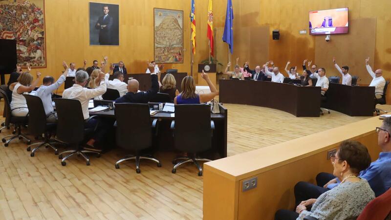 Benidorm aprova el nou contracte de manteniment de parcs i jardins “per a consolidar un model més sostenible”