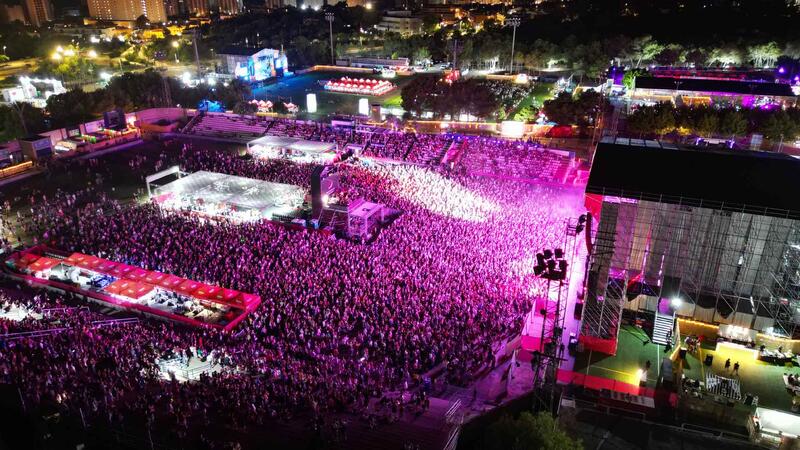 El Low Festival tanca el seu 15 aniversari amb més de 65.000 assistents i anunciant les dates per a 2026