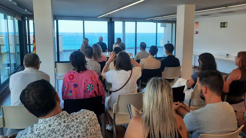 Benidorm acull la presentació del llibre ‘Geometries urbanes’ de Kaufman