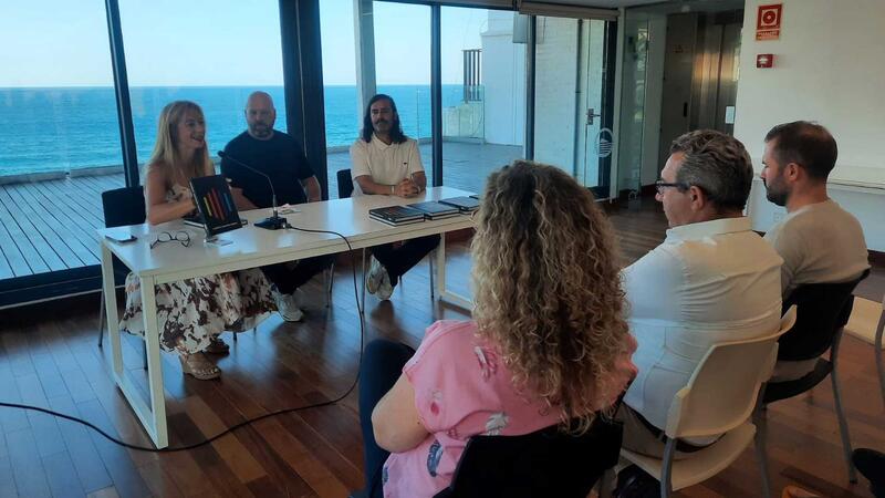 Benidorm acull la presentació del llibre ‘Geometries urbanes’ de Kaufman
