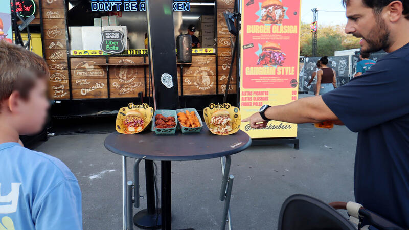 The Champions Burger route stops in Benidorm with 16 burgers in the competition