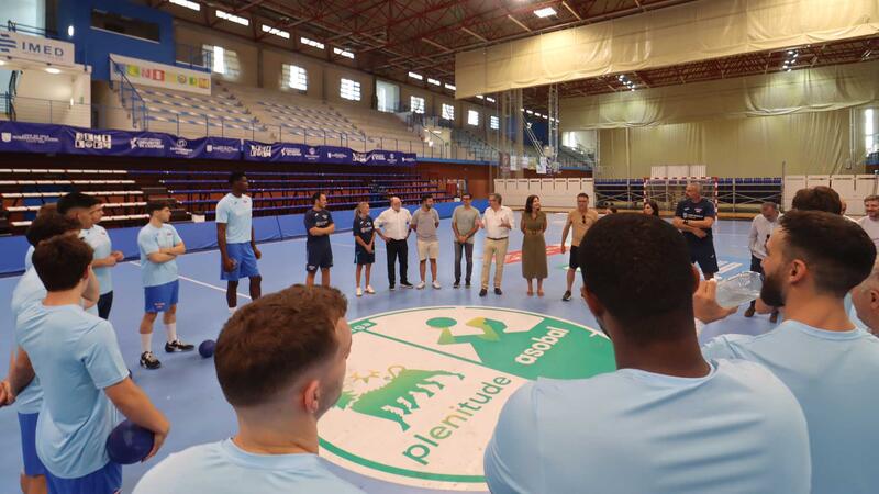 El Servigroup Hoteles Benidorm inicia la temporada con el objetivo de regresar a la Liga ASOBAL 