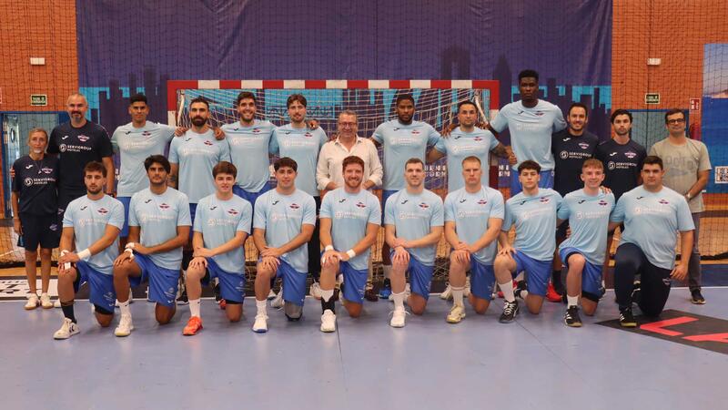 El Servigroup Hoteles Benidorm inicia la temporada con el objetivo de regresar a la Liga ASOBAL 