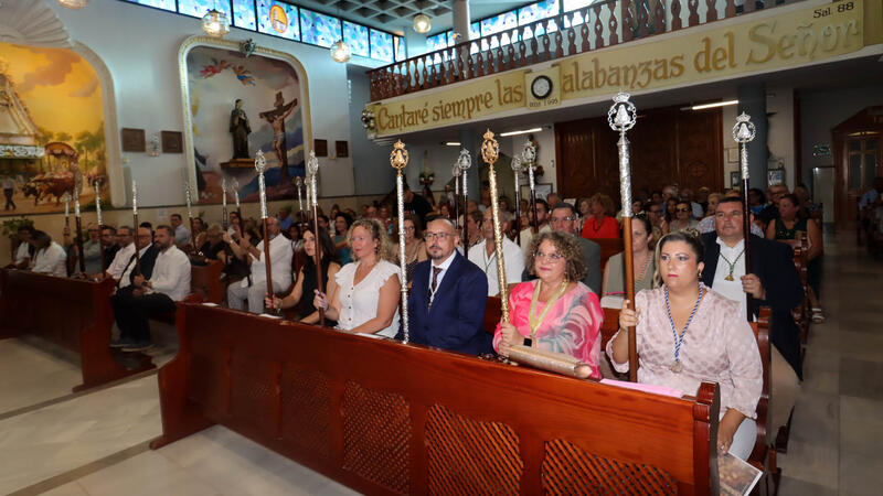 Rocío Brotherhood awards María del Carmen Amador the medal of president of the brotherhood