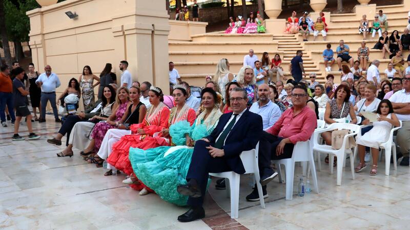 Rocío Romero and Rocío Benavente, crowned as the new queens of Casa de Andalucía in Benidorm