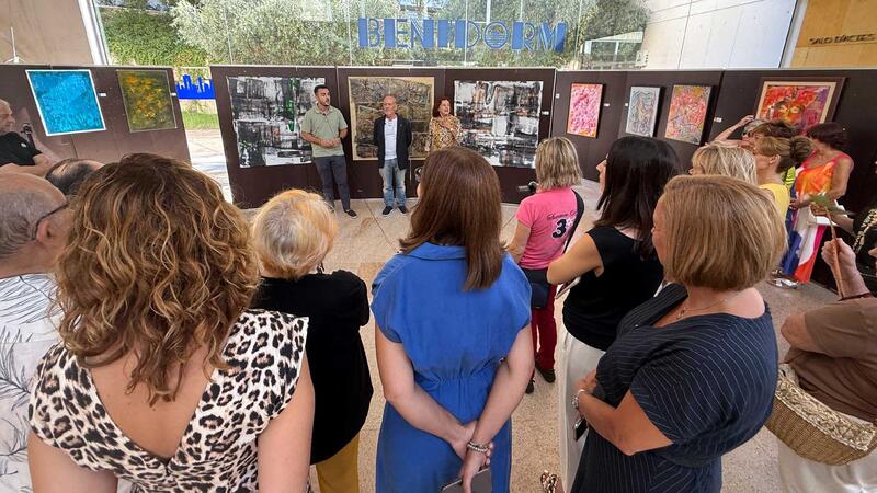 El Espai d’Art del Ayuntamiento alberga la muestra ‘Fantasías oníricas’ del pintor Juan J. Alió 