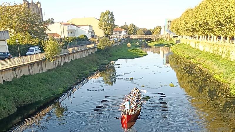 Las remeras de Anémona culminan su desafío con su llegada a Iria Flavia tras remar 1.600 kilómetros