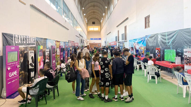 More than 2,200 young people enjoy a weekend of video games at Benidorm Games Event