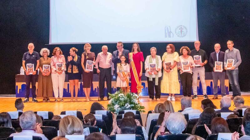 La Comissió presenta el Llibre Oficial de les Festes Majors Patronals 2025