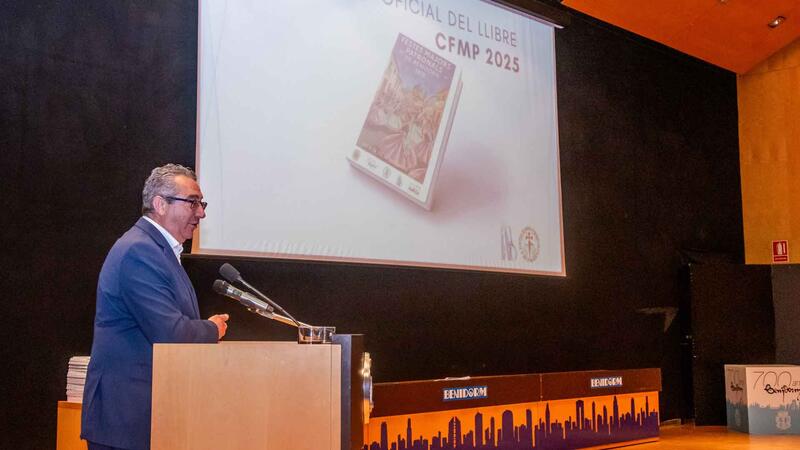 La Comissió presenta el Llibre Oficial de les Festes Majors Patronals 2025